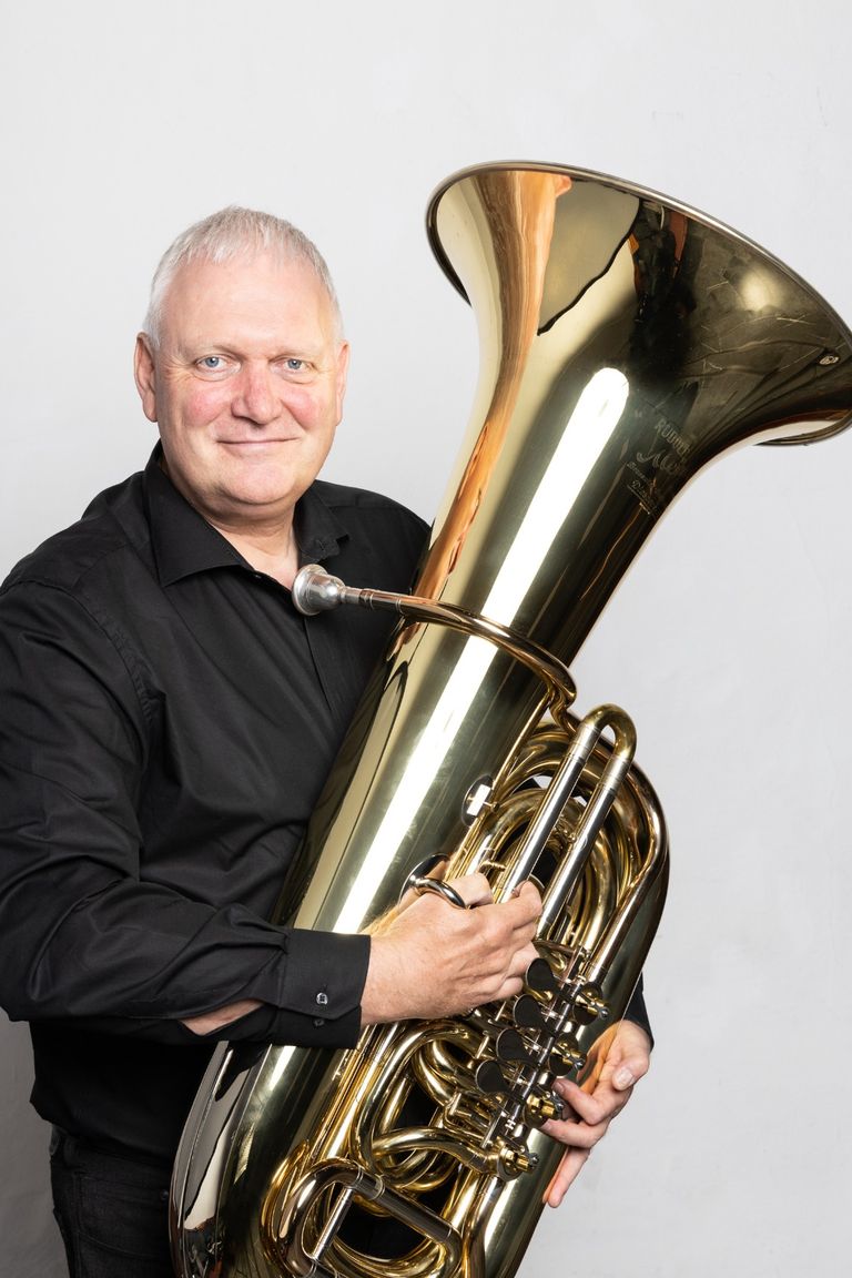 Jörg Schmidt-Hohensee, Tuba